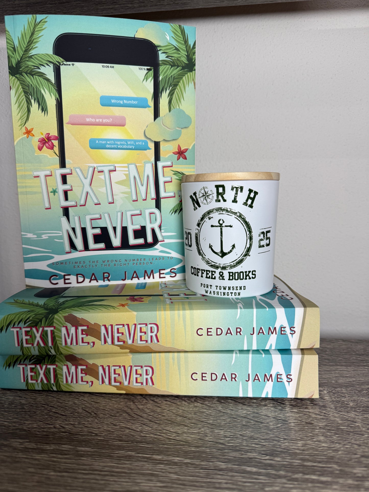 North & Anchor Candle